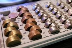 Peníze. Ilustrační foto.