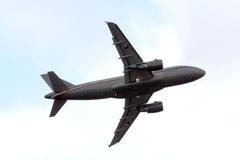 Airbus 319 CJ přistál v Praze