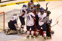 hokej MSJ 2008: Česko-Slovensko