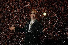 Elton John slaví šedesátiny