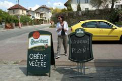 Paní hostinská Jiřina Lacinová