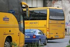 Autobusy Student Agency vyjíždí z nádraží na Florenci
