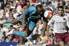 Henry se do toho pořádně opřel