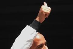 Hamilton v tréninku havaroval