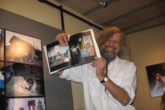 Jacob Holdt and the book of his photographs