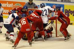hokej MSJ 2008: Česko-Slovensko
