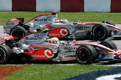 Lewis Hamilton a Fernando Alonso, McLaren