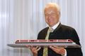 Stoiber s modelem Transrapidu