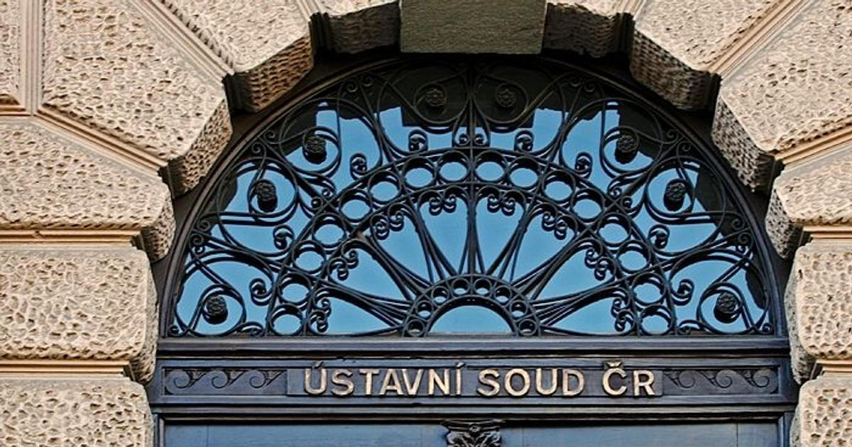 Smlouvu s Vatikánem nelze ratifikovat. Část je v rozporu s ústavním pořádkem, rozhodl soud