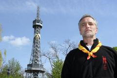 Tomáš Hanák na Petřínské rozhledně