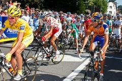 Rasmussen v čele stávkujícího pelotonu