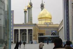 Svatyně Hazrate Masúmeh, Írán, Kóm