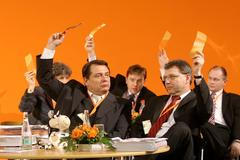 Předsednictvo sjezdu ČSSD hlasuje o nových stanovách