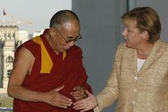 Merkelová a dalajlama
