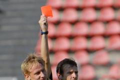 Červená karta pro Zdeněka Zlámala