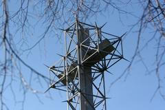 Ocelový kříž nad Skoczowem