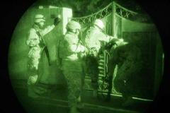 Irák vojáci zatýkání