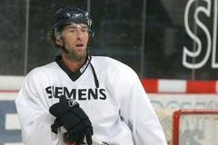 Hokejisté poprvé na tréninku