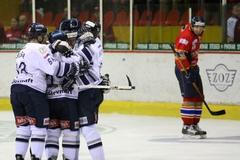 Slovan Bratislava se raduje z prvního gólu