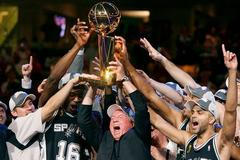 San Antonio slaví triumf v NBA