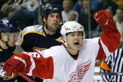 Jiří Hudler dává gól Nashvillu