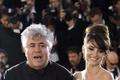 Pedro Almodovar a Penelope Cruz na festivalu v Cannes, kde uspěl jejich snímek Volver