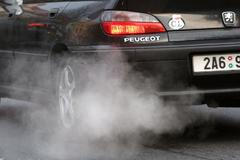 Kouřící peugeot