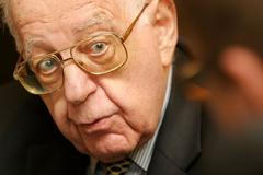 Shlomo Avineri, ředitel Institute for the European Studies