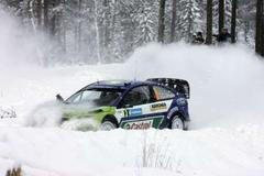 Ve sněhu se radoval Grönholm