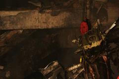 Požárníci obhlížejí ohořelé trosky: Toto byl dopravní letoun