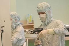 Příprava cytostatik v lékárně Masarykova onkologického ústavu.