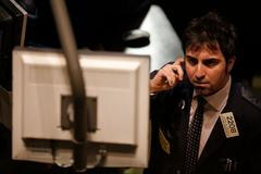 Burza, akcie, Wall Street, New York, obchodování