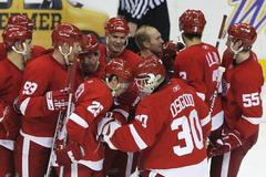 Hudler gratuluje Osgoodovi