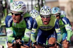 Plnou parou do cíle