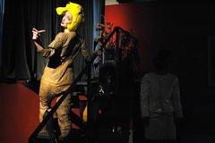 Jackie, inscenace textu Elfriede Jelinek