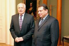 Prezident přijal Paroubka