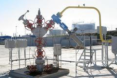 Těžba ropy na jižní Moravě