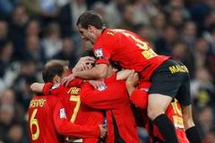 Hráči Mallorky se radují z gólu v síti Realu