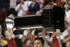 Kanada - Rusko: Lucic