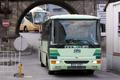 Autobus vyjíždí z nádraží na Florenci