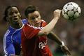 Liverpool - Chelsea: Finnan a Drogba
