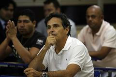 Nelson zpátky ve školní lavici