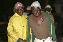 Zachránění horníci v JAR