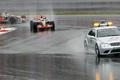 Lewis Hamilton a Fernando Alonso, McLaren za safety car