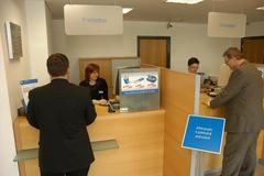 Bankovní přepážky s klienty