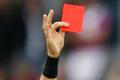 Červená karta - ilustrační foto