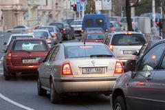 Ranní zácpa na Jiráskově mostě