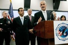 Americký ministr pro národní bezpečnost Michael Chertoff