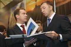 Oleg Děripaska s Medveděvem