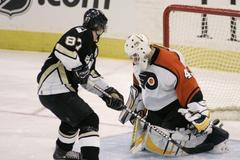 Pittsburgh - Philadelphia: Crosby, Biron